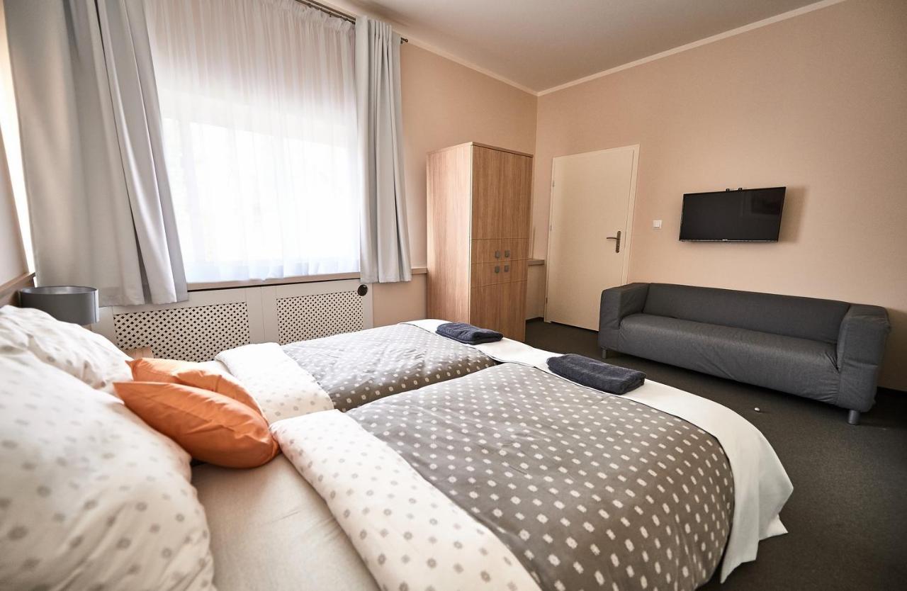Hotel Stara Cynkownia Czechowice-Dziedzice Zewnętrze zdjęcie